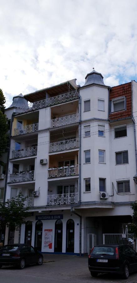 Royal Apartment Bačka Palanka Exterior foto